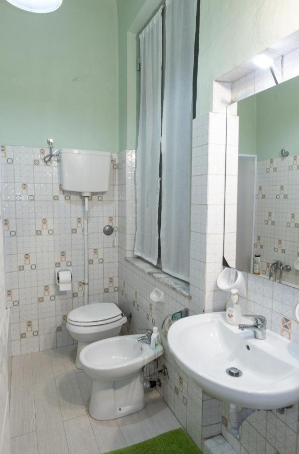 House By The Sea Apartment Албисола Марина Екстериор снимка