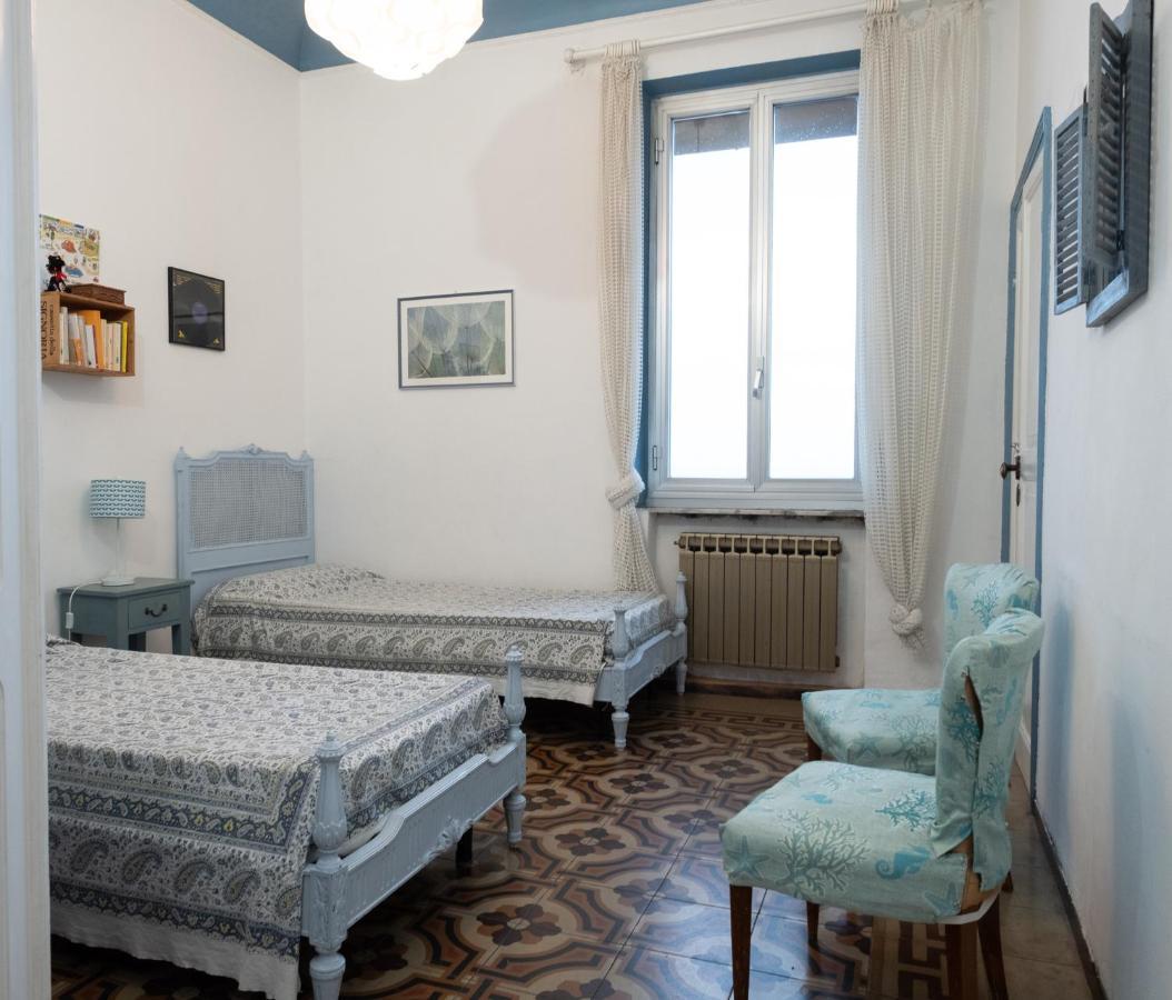 House By The Sea Apartment Албисола Марина Екстериор снимка