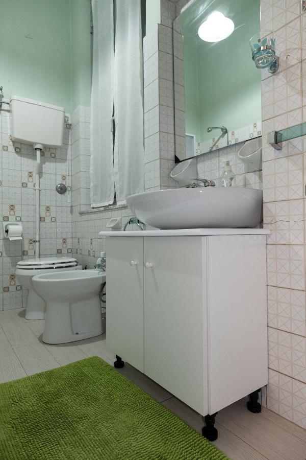 House By The Sea Apartment Албисола Марина Екстериор снимка